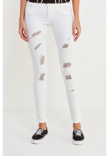 Белые рваные джинсы с сеткой