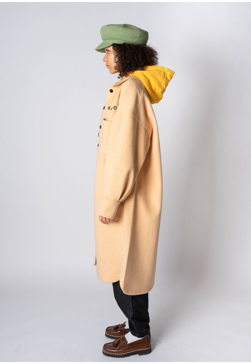 Жіноче стильне пальто