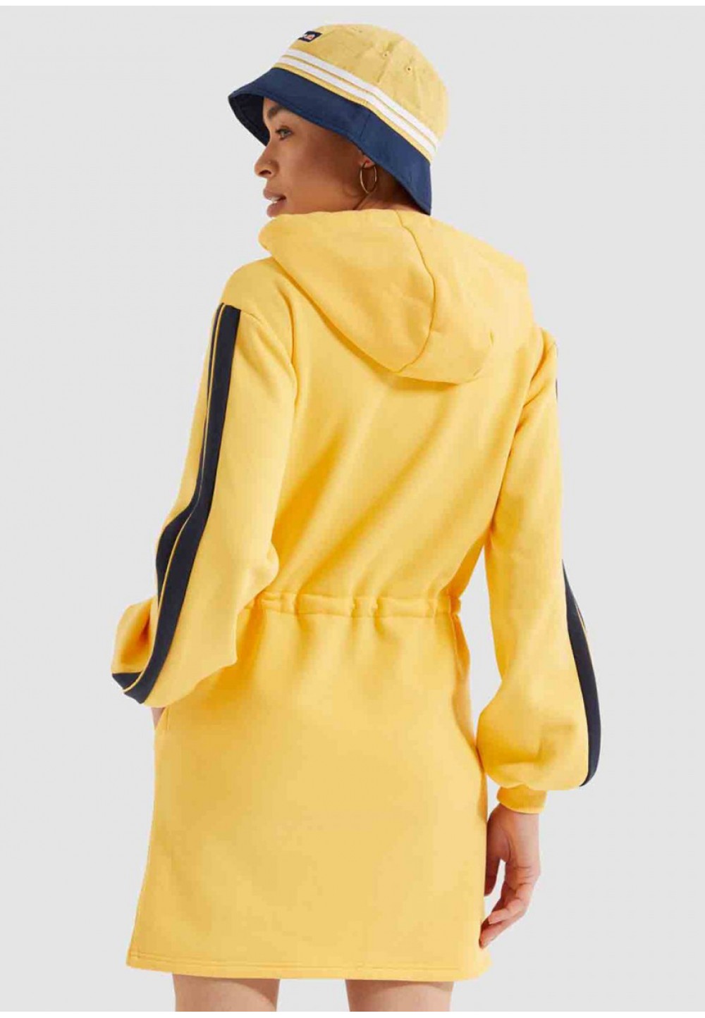 Желтое платье на флисе
