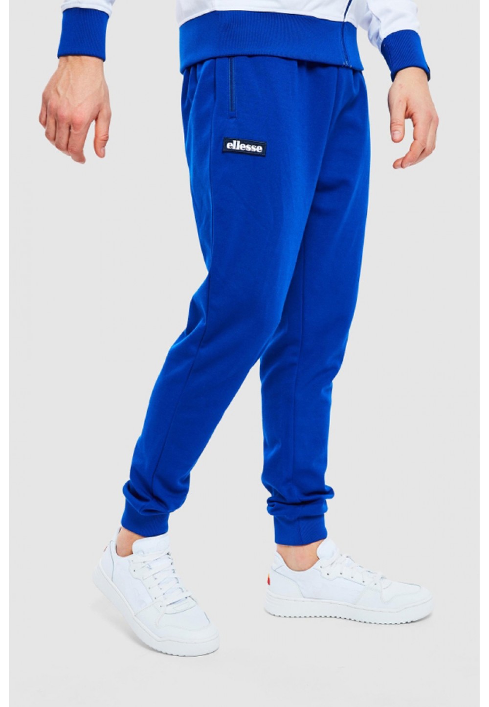 Голубые спортивные брюки
