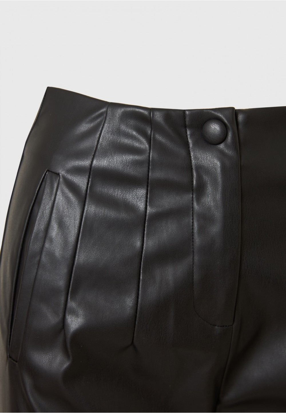 Женские повседневные брюки из эко- кожи 
