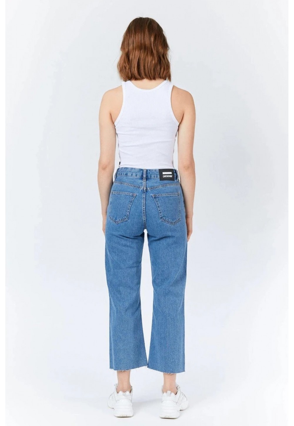 Стильные женские джинсы 
