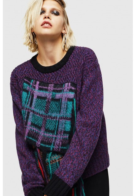 Пуловер з бахромою в клітинку