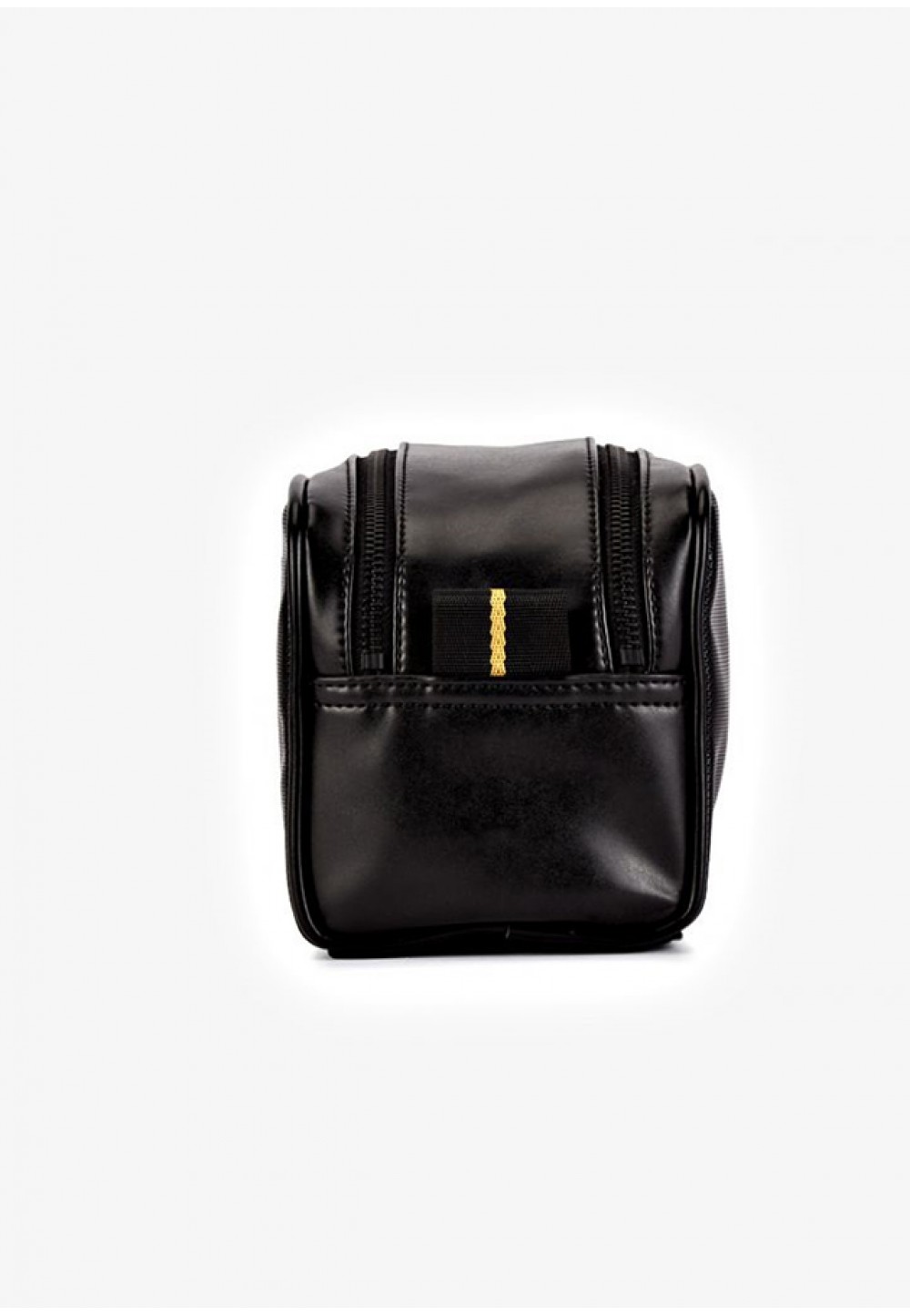 Маленькая черная сумочка с логотипом 