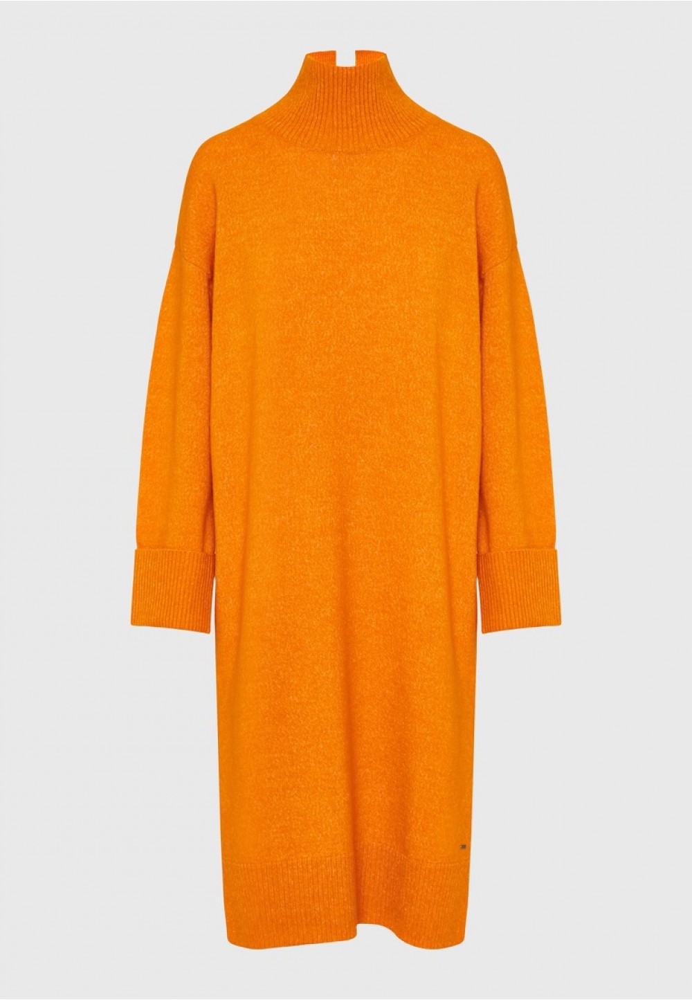 В'язана сукня міді в оранжевому кольорі