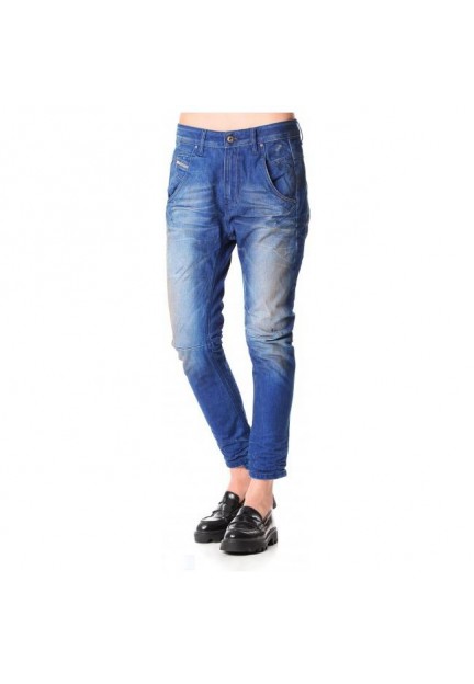 Жіночі блакитні джинси бойфренди